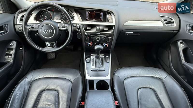 Седан Audi A4 2015 в Києві