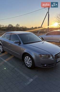 Седан Audi A4 2005 в 