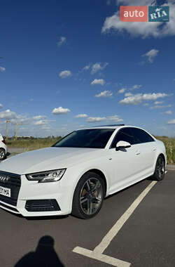 Седан Audi A4 2016 в 