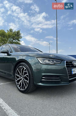 Седан Audi A4 2016 в Днепре
