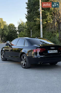 Седан Audi A4 2009 в 