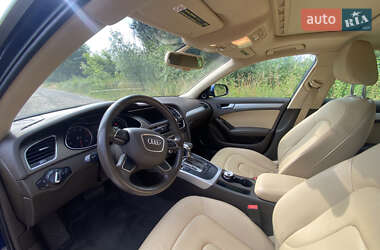 Седан Audi A4 2012 в 