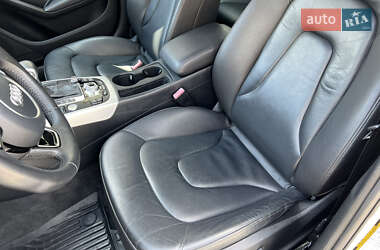 Седан Audi A4 2015 в 