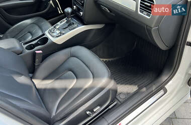 Седан Audi A4 2015 в 