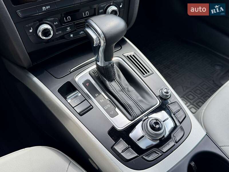 Седан Audi A4 2014 в Харькове
