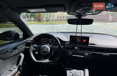 Седан Audi A4 2017 в 
