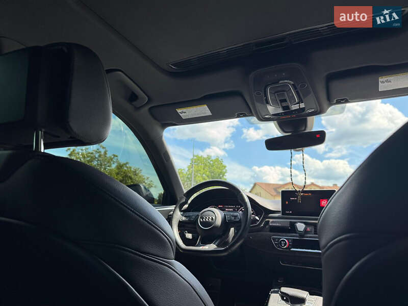 Седан Audi A4 2017 в Львове