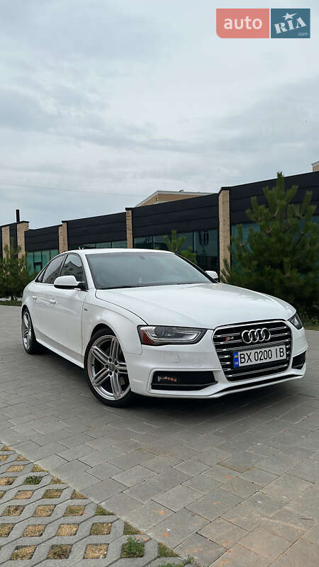 Audi A4 2012