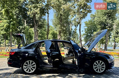 Седан Audi A4 2016 в 