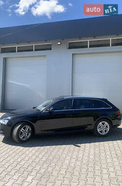 Универсал Audi A4 2012 в 