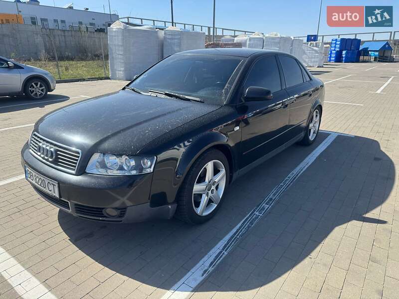 Седан Audi A4 2002 в 