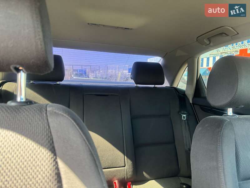 Седан Audi A4 2002 в Софіївській Борщагівці