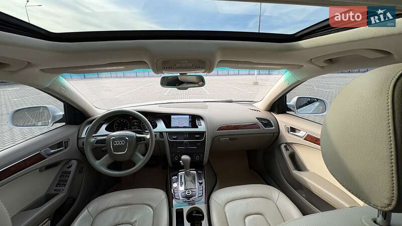 Седан Audi A4 2012 в Тернополе