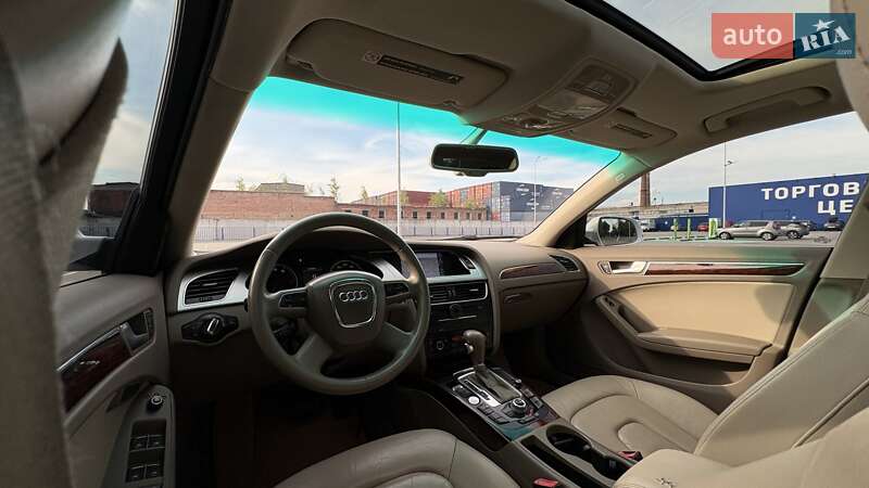 Седан Audi A4 2012 в Тернополе