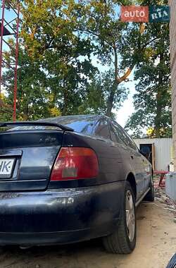Седан Audi A4 1995 в 