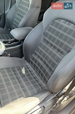 Седан Audi A4 2011 в 