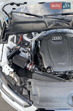 Седан Audi A4 2016 в 