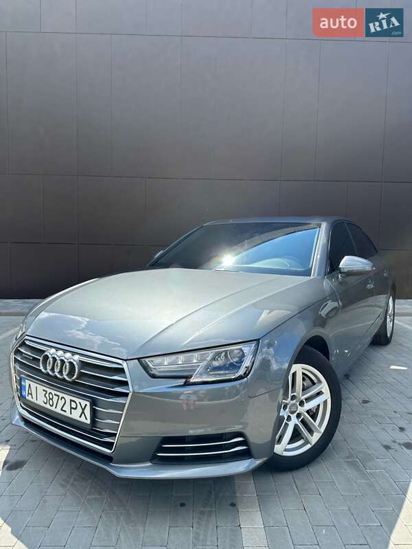 Седан Audi A4 2016 в 