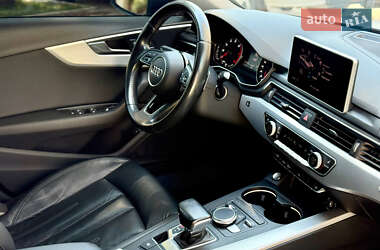 Седан Audi A4 2016 в 