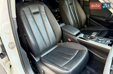 Седан Audi A4 2016 в 