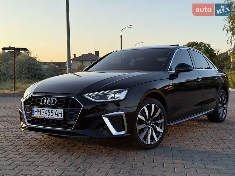 Седан Audi A4 2022 в Одесі