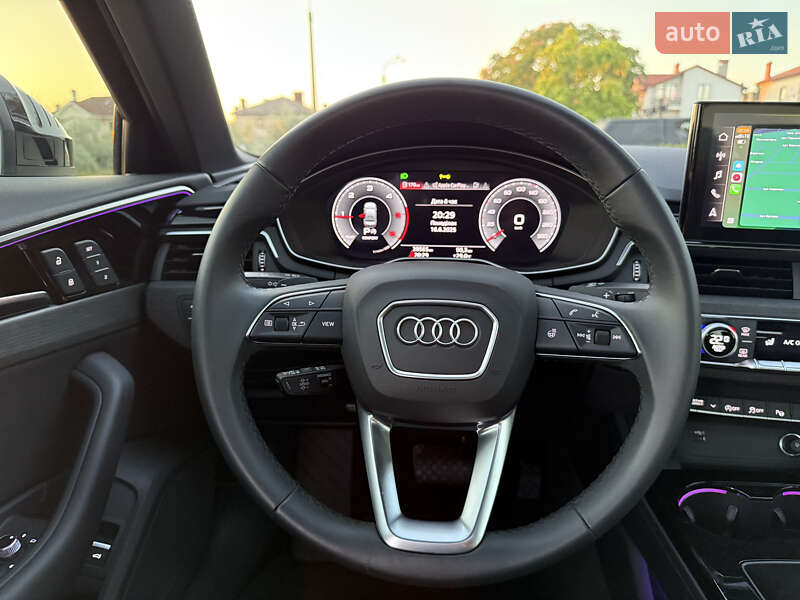 Седан Audi A4 2022 в Одесі