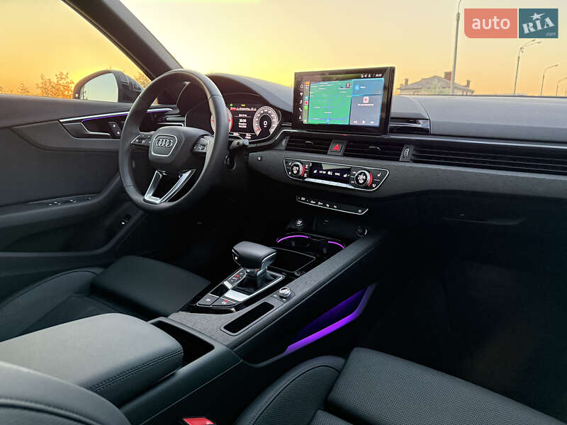 Седан Audi A4 2022 в Одесі