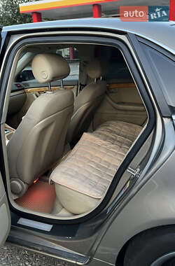 Седан Audi A4 2005 в 