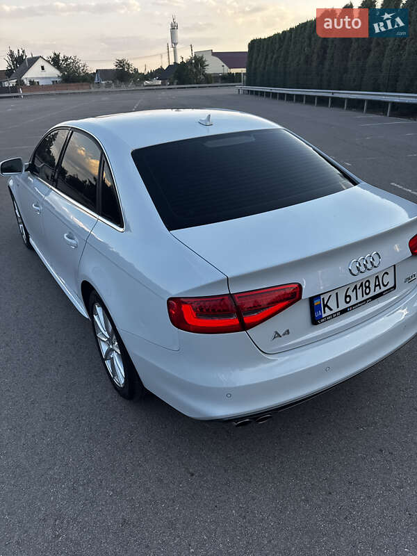 Седан Audi A4 2014 в Білій Церкві