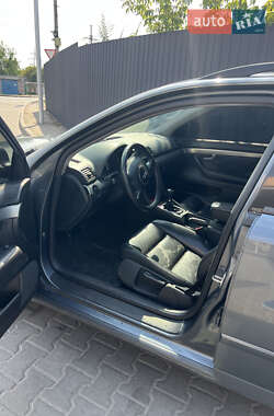 Универсал Audi A4 2001 в 