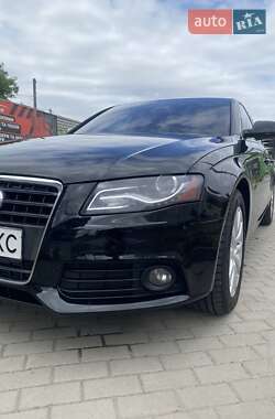 Седан Audi A4 2012 в 