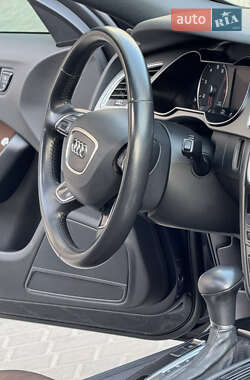 Седан Audi A4 2014 в 