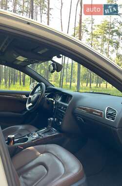 Седан Audi A4 2012 в 