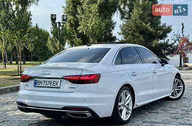 Седан Audi A4 2022 в 