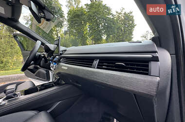 Седан Audi A4 2022 в 