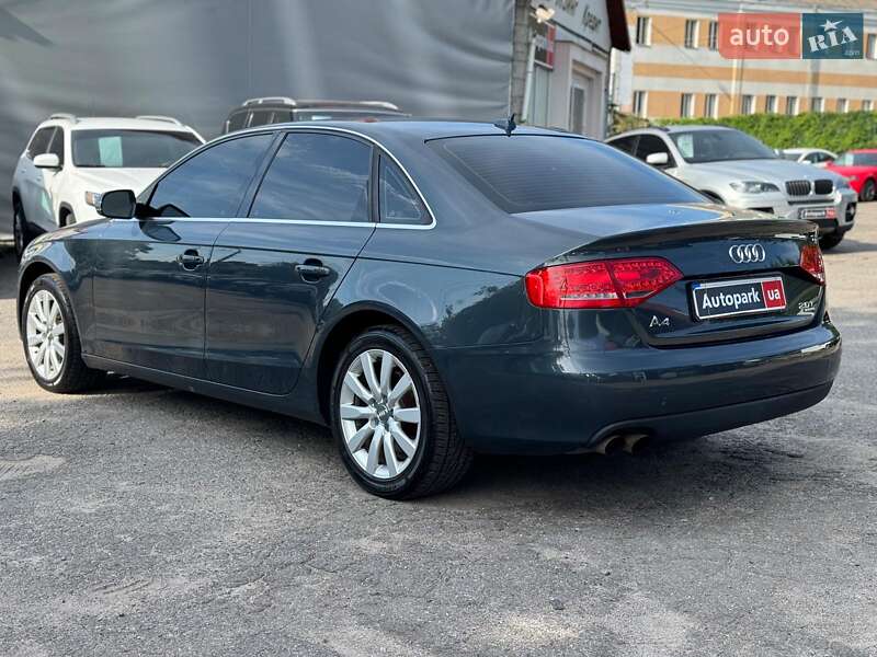 Седан Audi A4 2010 в Виннице