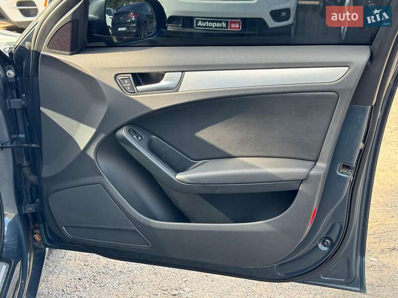 Седан Audi A4 2010 в Виннице
