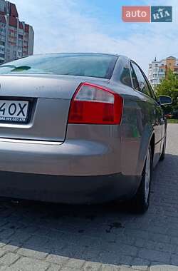 Седан Audi A4 2002 в 