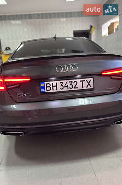 Седан Audi A4 2019 в 