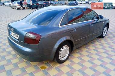 Седан Audi A4 2001 в 