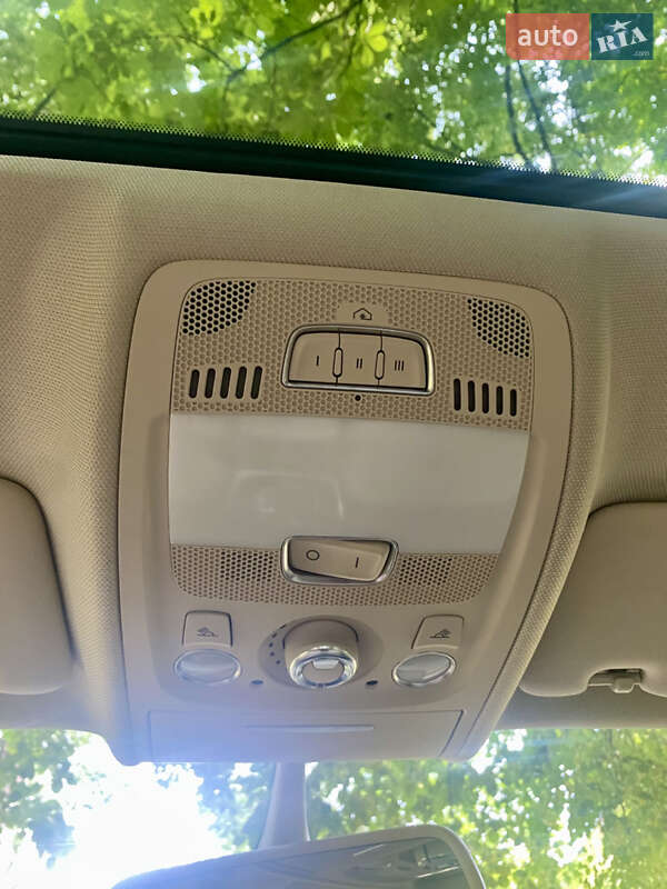 Седан Audi A4 2010 в Києві