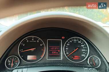 Седан Audi A4 2002 в 