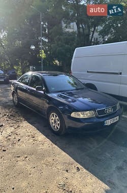 Седан Audi A4 1995 в 