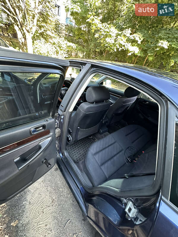 Седан Audi A4 1995 в Києві