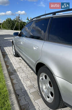 Универсал Audi A4 1999 в 