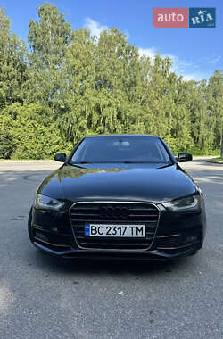 Седан Audi A4 2013 в 