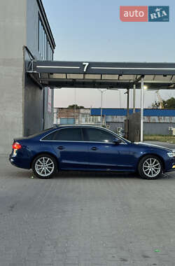 Седан Audi A4 2014 в 