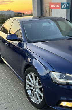 Седан Audi A4 2014 в 