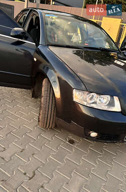 Седан Audi A4 2001 в 
