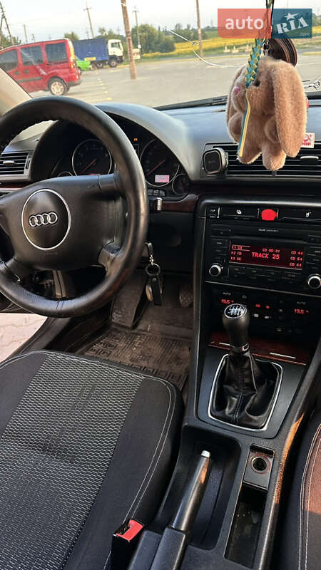 Седан Audi A4 2001 в Полтаве